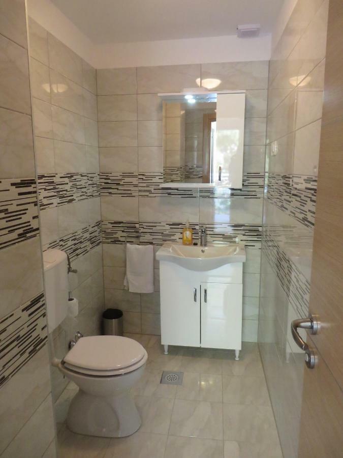 Luka Apartments Biograd Na Moru Bagian luar foto