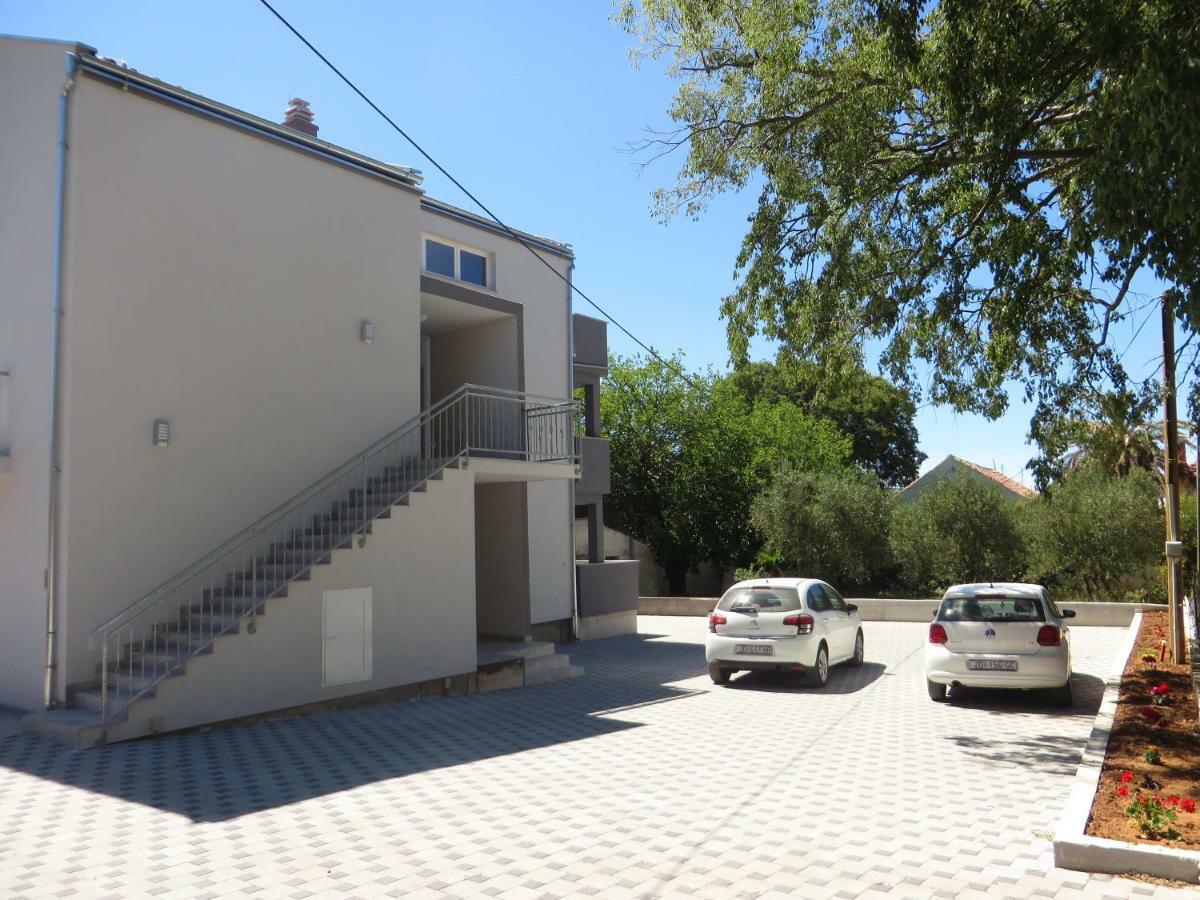 Luka Apartments Biograd Na Moru Bagian luar foto