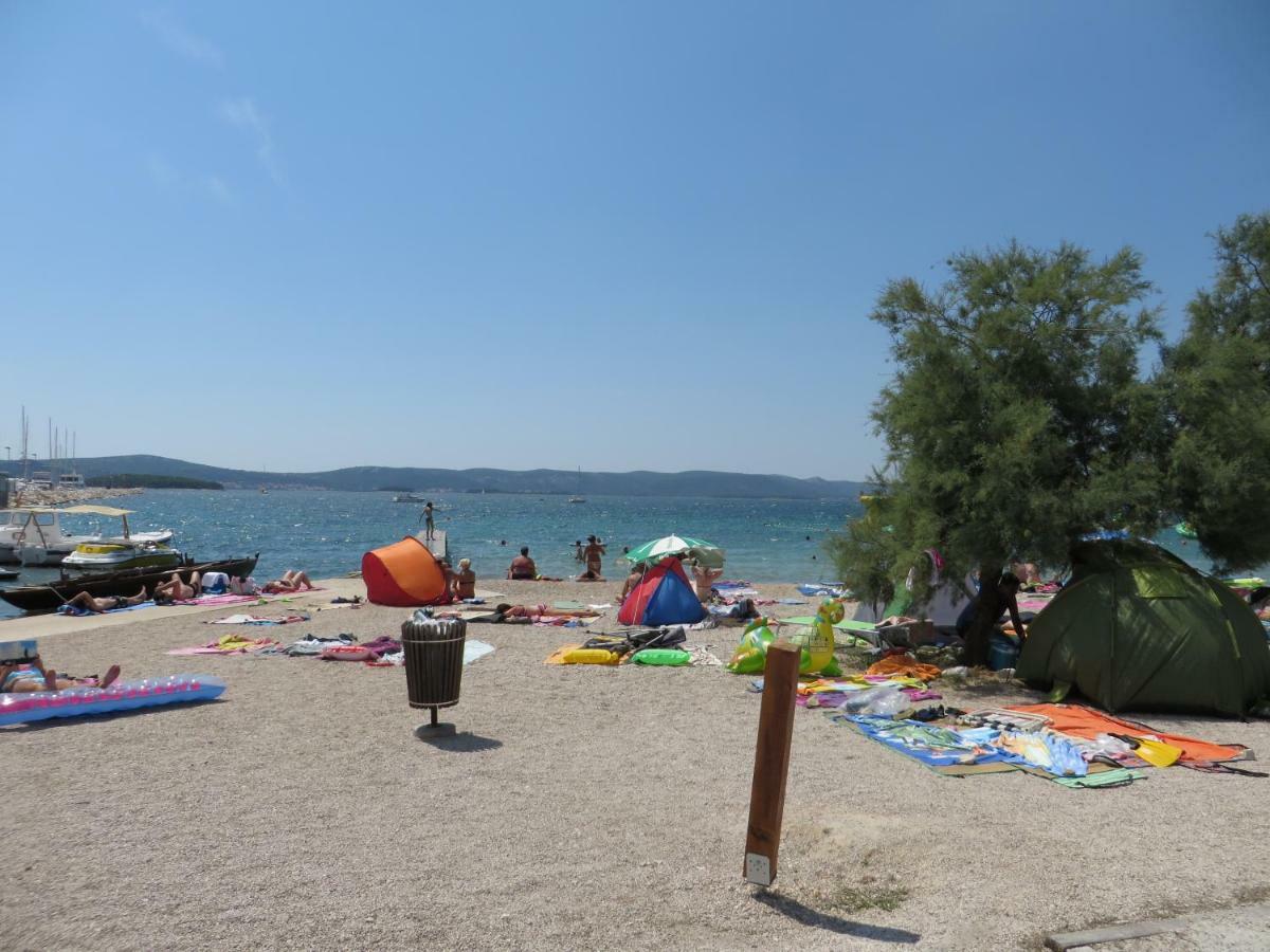 Luka Apartments Biograd Na Moru Bagian luar foto